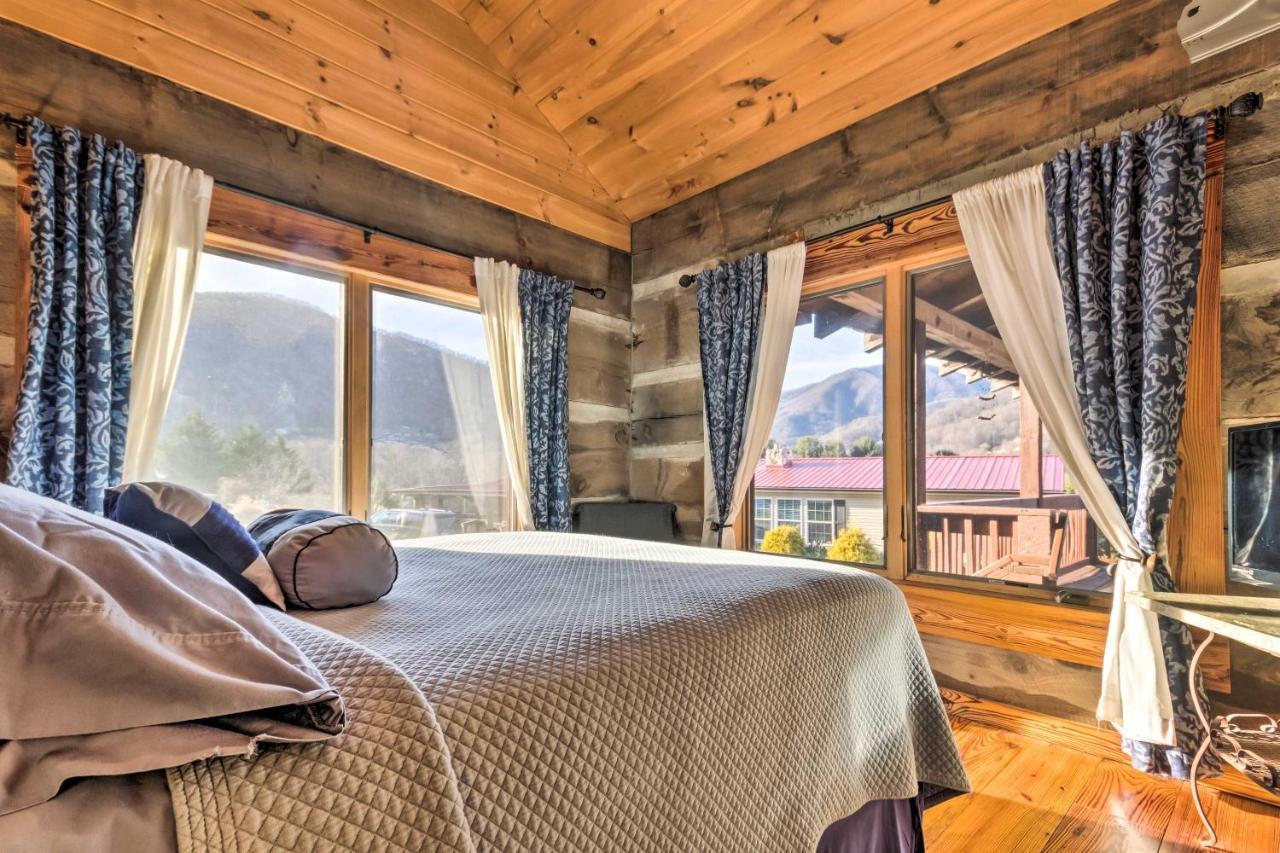The Cabin At Marys Place With Deck And Mtn Views! Maggie Valley Exterior photo